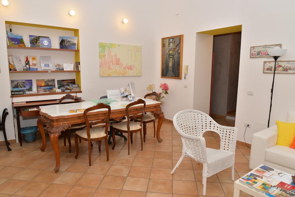 Bed and Breakfast Casa Lungomare Салерно Экстерьер фото